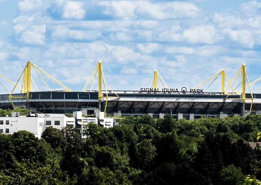 Autoankauf Dortmund Signal IDUNA Stadium
